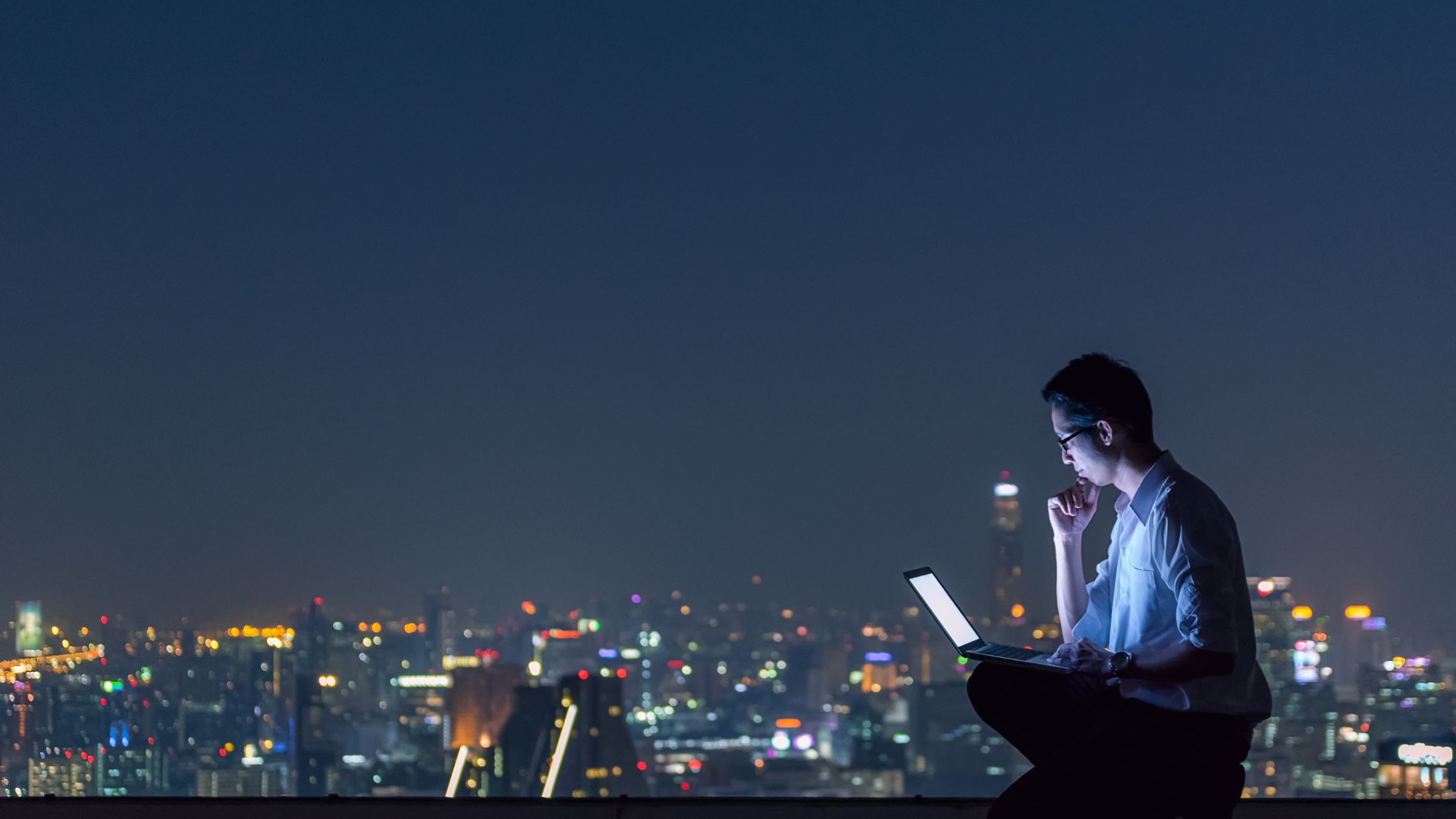Moonlight - Unconventional Workspaces - Stylework Blogs